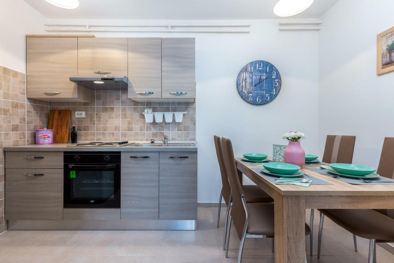 Apartman Lucia Рийека Екстериор снимка